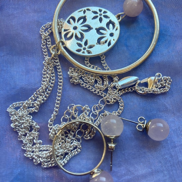 A vintage Necklace Set for girl/woman (ring, pendant on a chain, and earrings) - Picture 3 of 9